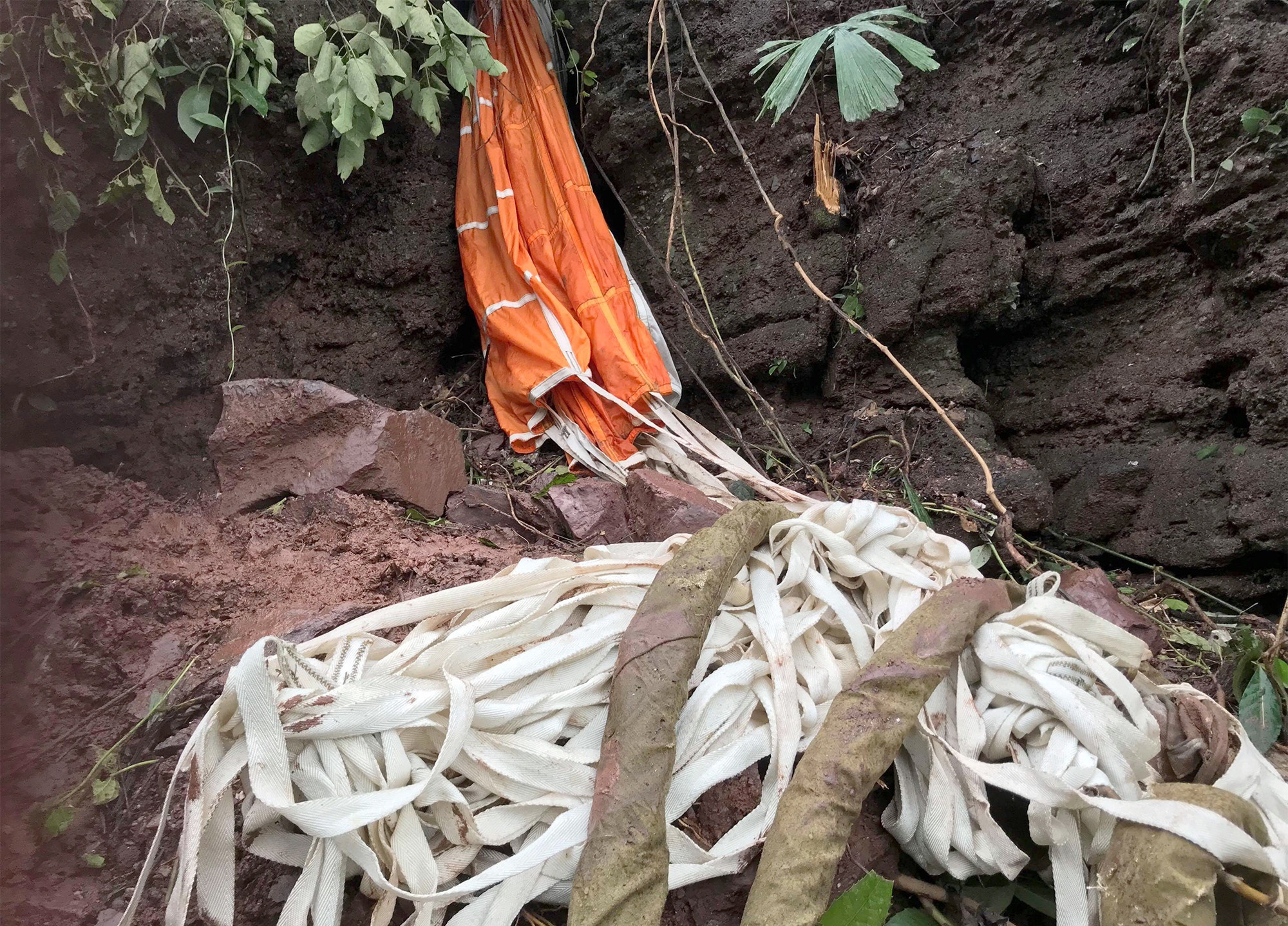 Phi công Khuất Mạnh Trí ảnh 1 Phi cong Khuat Manh Tri anh 1