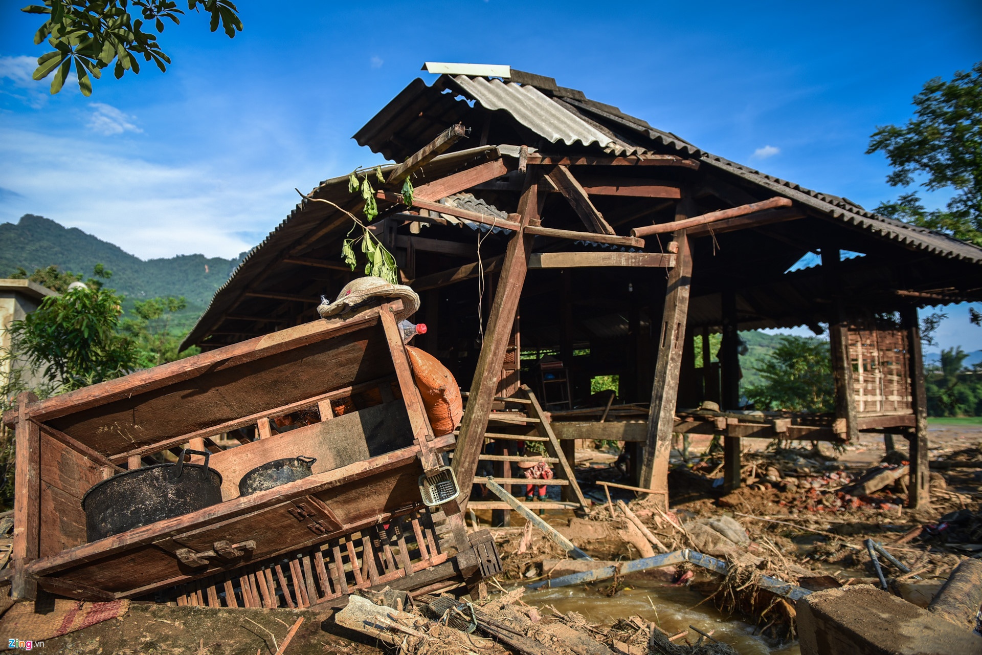 mưa bão cuối năm ảnh 1 mua bao cuoi nam anh 1