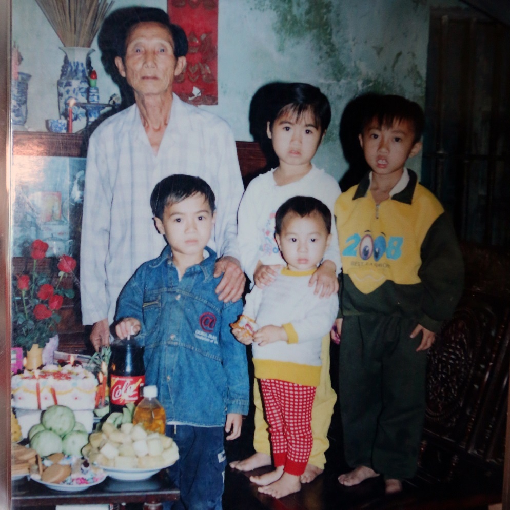 tuoi tho cua Van Toan anh 9