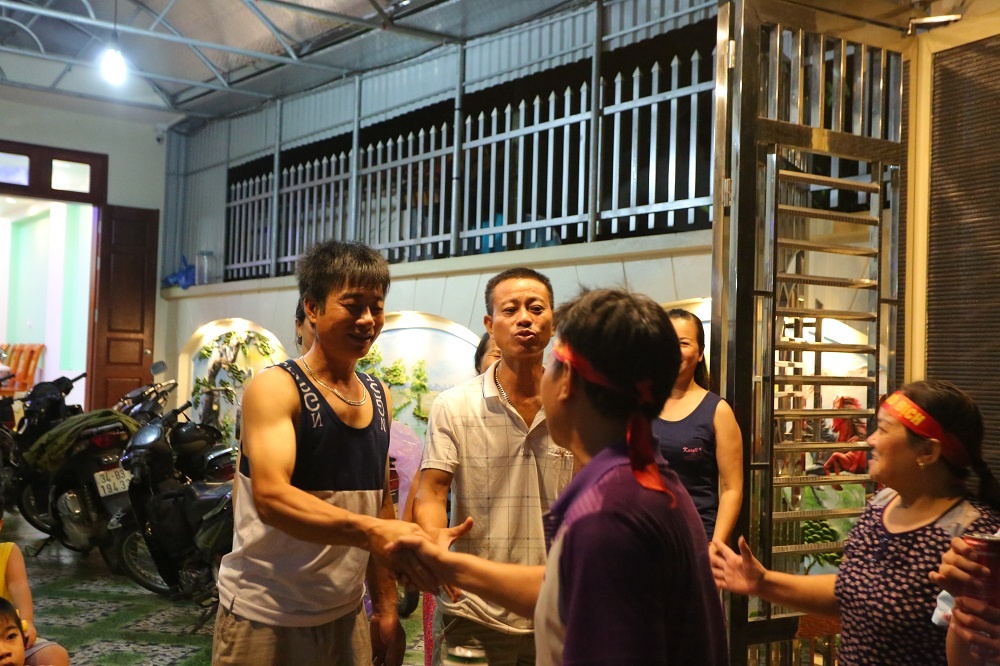 tuoi tho cua Van Toan anh 9