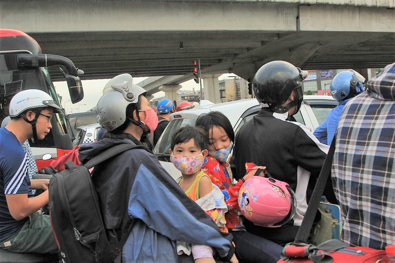 người dân nghỉ lễ đổ về Hà Nội ảnh 2 nguoi dan nghi le do ve Ha Noi anh 2