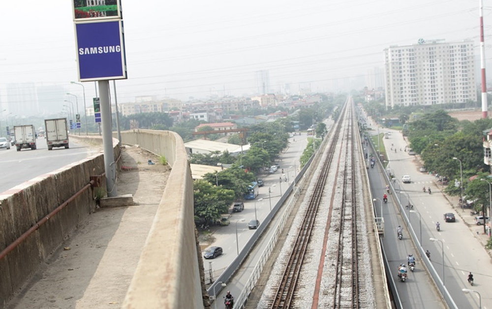 Sua chua cau Thang Long anh 3