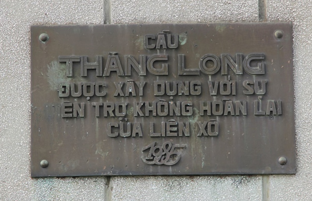 Sua chua cau Thang Long anh 2