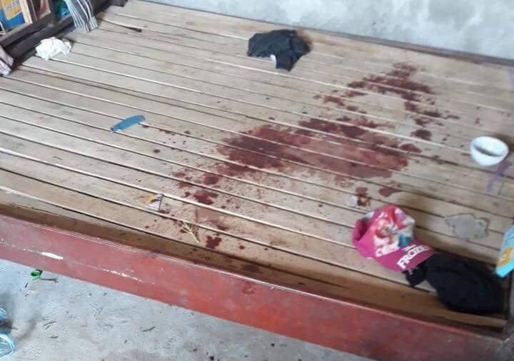 Nguoi cha khai cua co con vi be gai doi di tap van nghe hinh anh