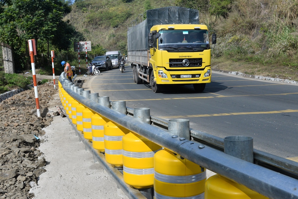 rao chan banh xoay doc Cun tu than anh 1