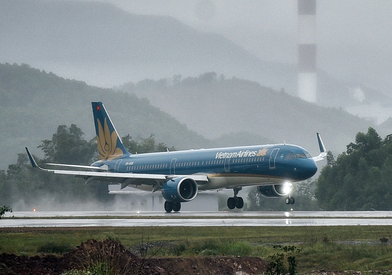 khai trương sân bay Vân Đồn ảnh 1 khai truong san bay Van Don anh 1