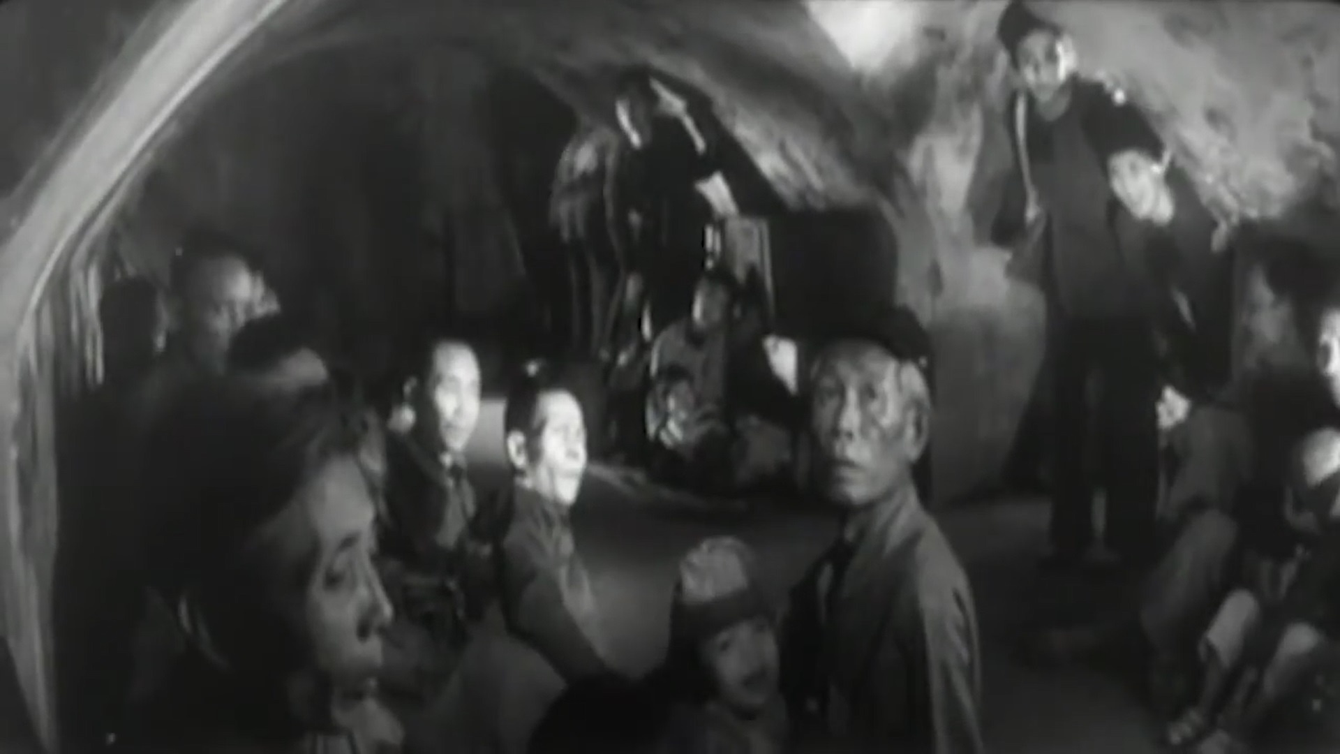 Phut bi trang tai phao dai Dong Dang hinh anh