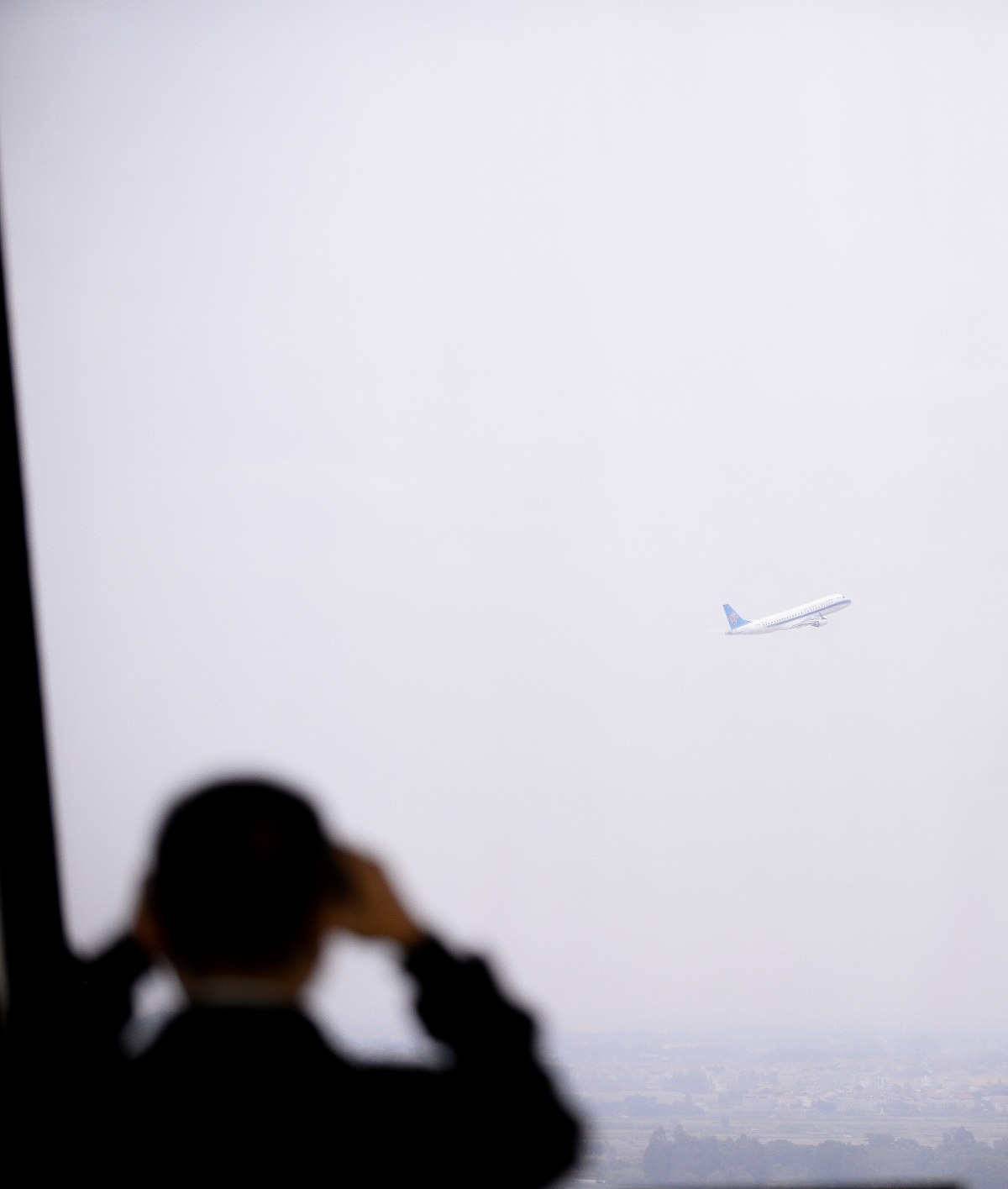 kiem soat vien khong luu anh 10