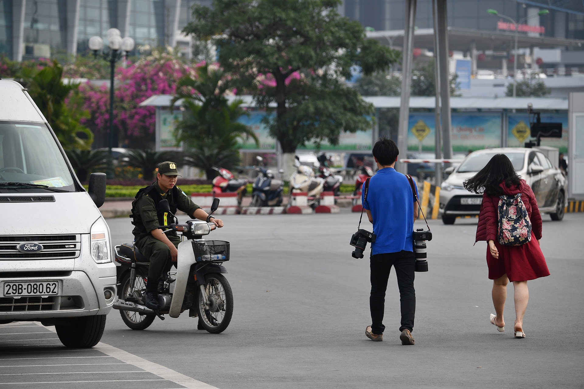 san bay Noi Bai don Kim - Trump anh 1