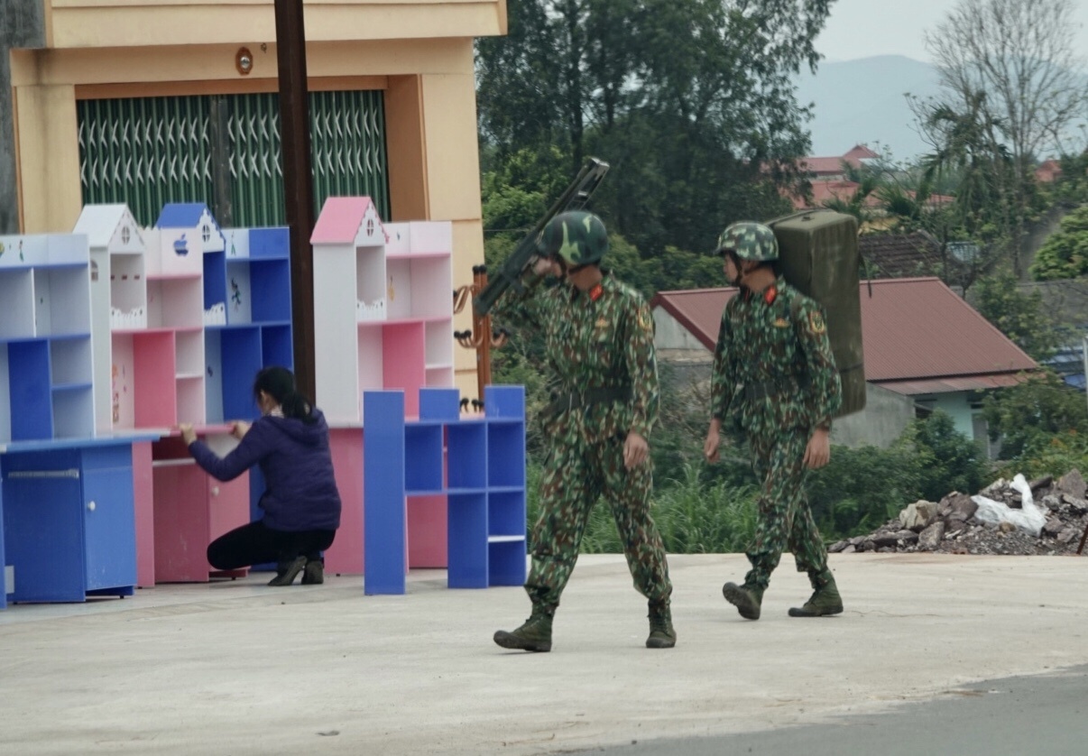 do min lang son phuc vu thuong dinh anh 2