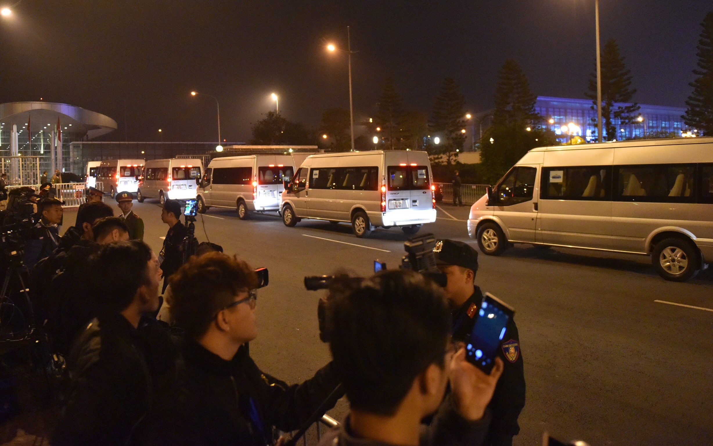 don tong thong My san bay Noi Bai anh 7