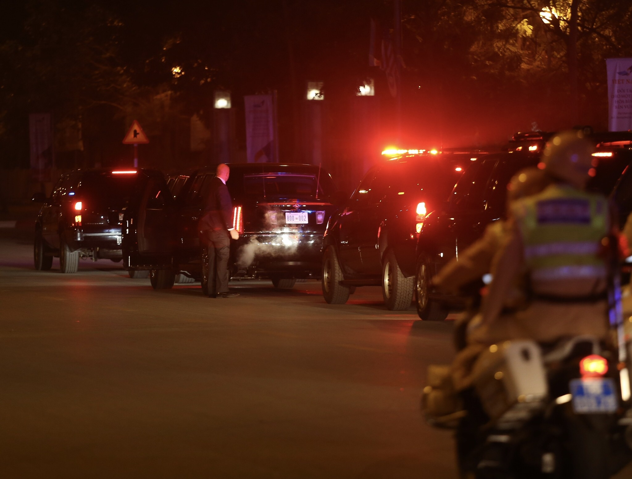 don tong thong My san bay Noi Bai anh 1