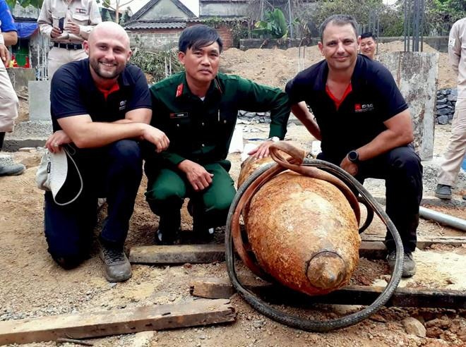 rà phá bom mìn Quảng Bình ảnh 3 ra pha bom min Quang Binh anh 3