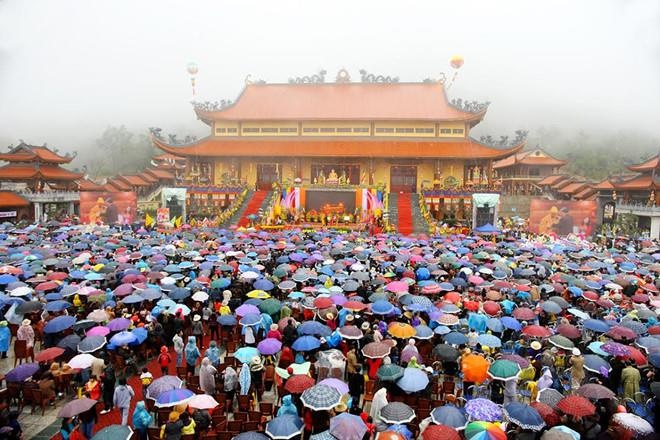 Chua Ba Vang vong bao oan anh 2