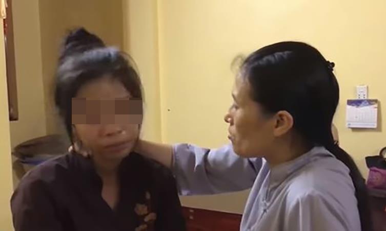 Bo truong Van hoa yeu cau lam ro vu vong bao oan o chua Ba Vang hinh anh