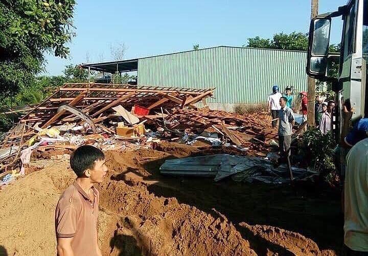 xe ben dam sap nha dan anh 2