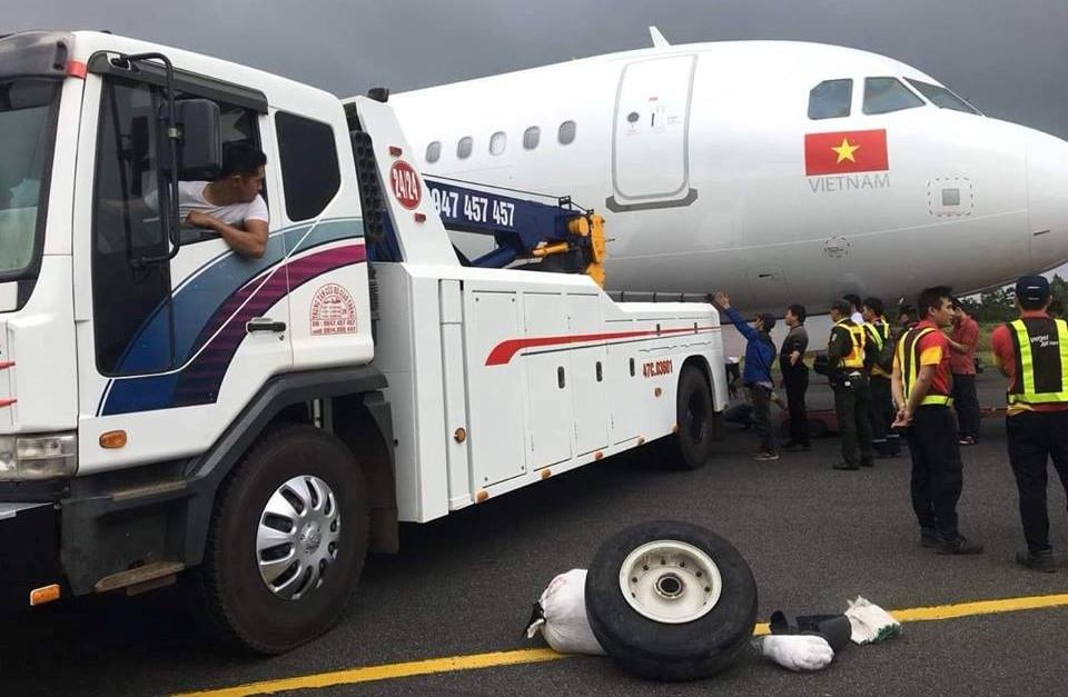 Gui mot so bo phan may bay VietJet vang lop cho Phap tim nguyen nhan hinh anh