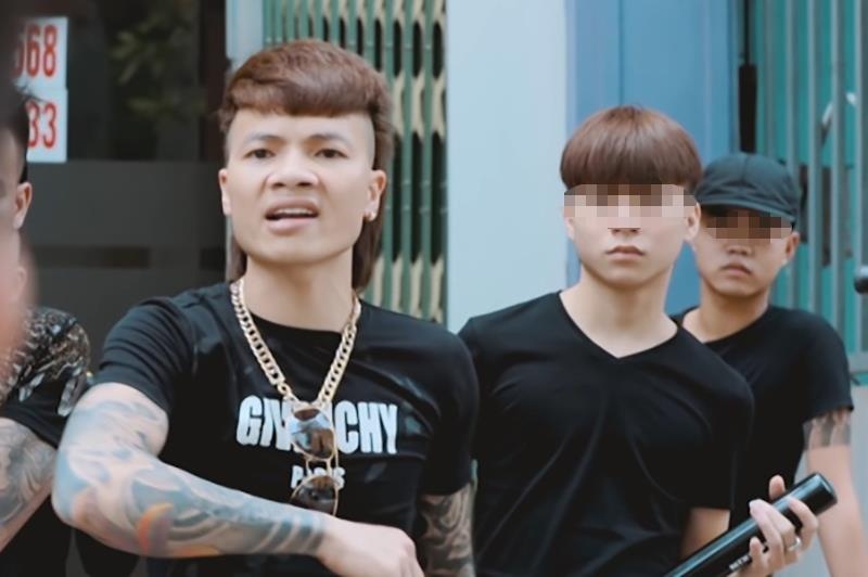 Kha Banh: Thang cao nhat duoc tra gan 20.000 USD cho viec dang video hinh anh