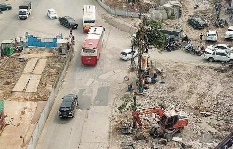 Dot pha GPMB, du an mo rong duong Pham Van Dong se xong trong nam nay hinh anh