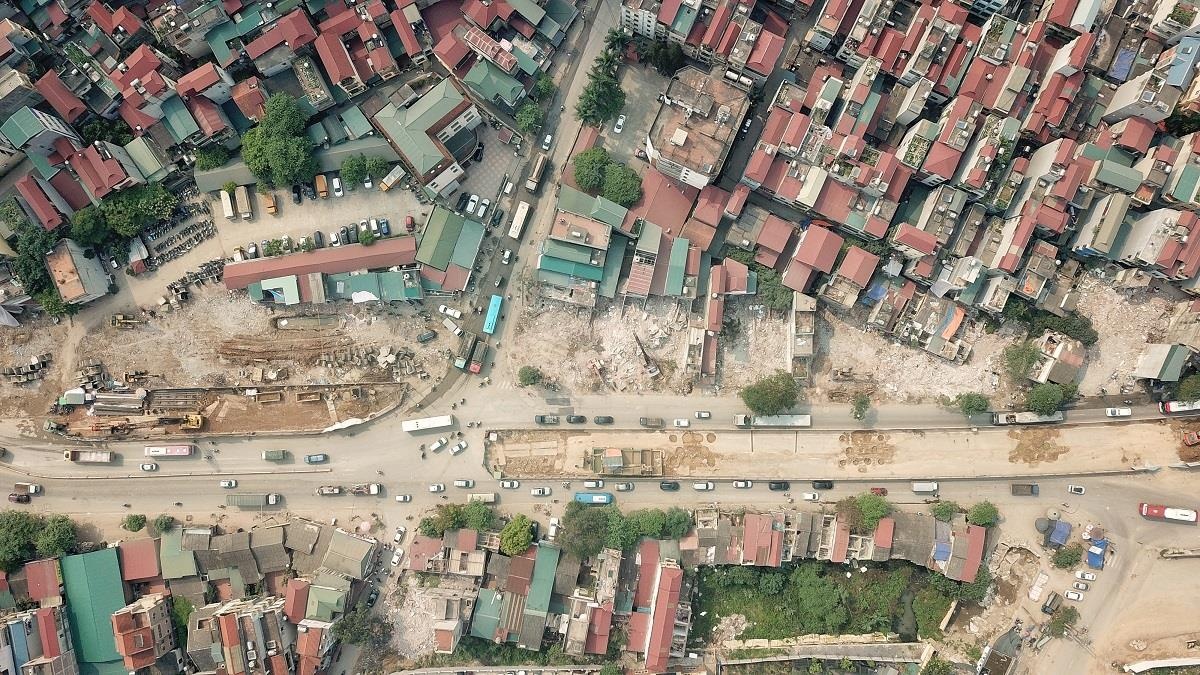 giai phong mat bang duong Pham Van Dong anh 3