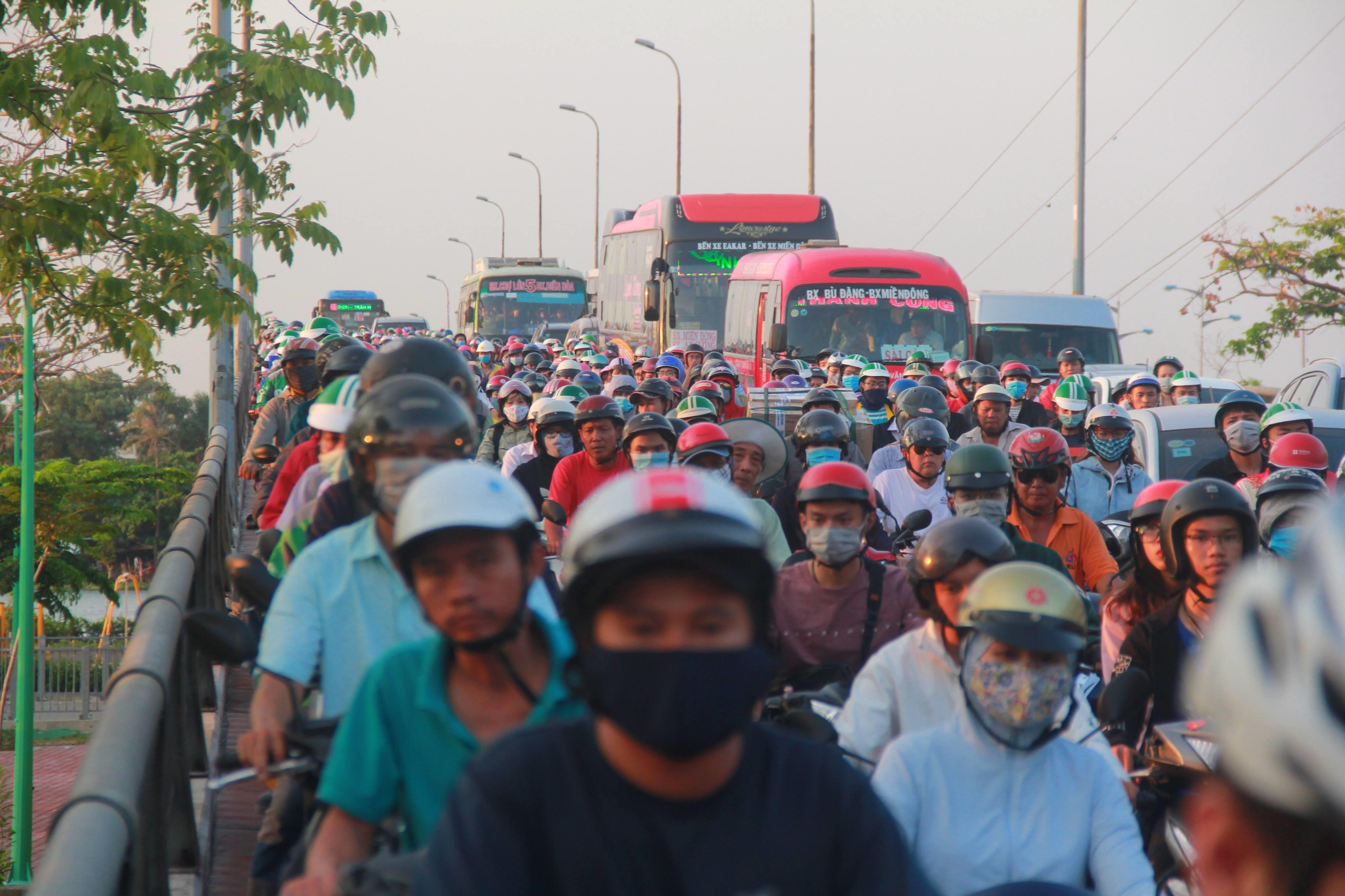 rời khỏi thành phố trước ngày nghỉ lễ ảnh 10 roi khoi thanh pho truoc ngay nghi le anh 10