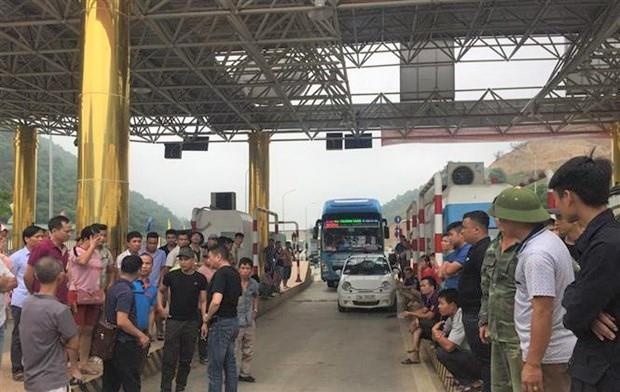 BOT Hoa Lac - Hoa Binh xa tram 2 lan sau 4 ngay thu phi hinh anh