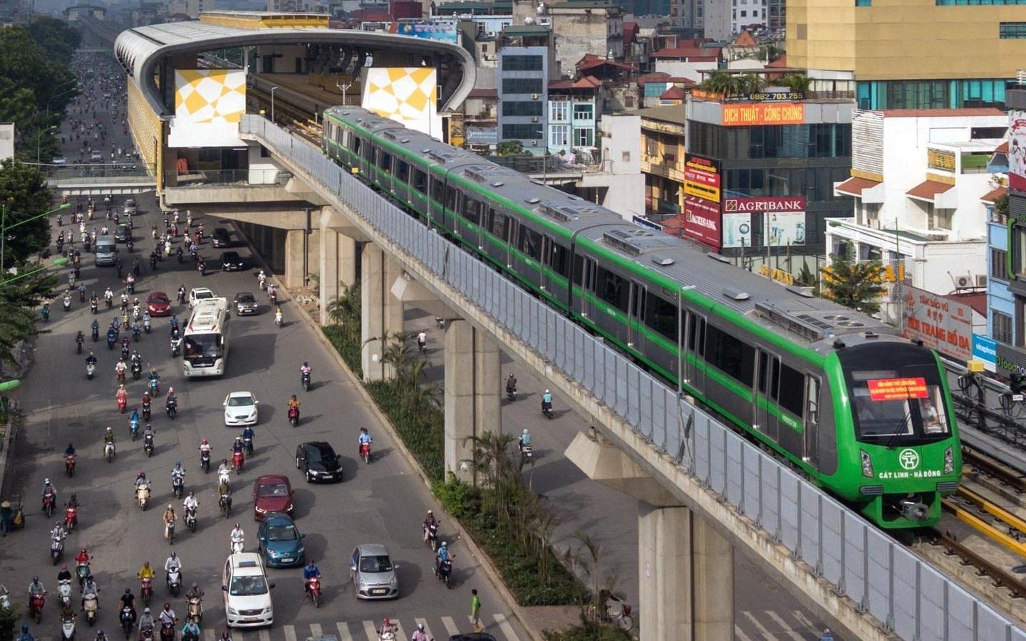 Bo truong The ne tra loi, duong sat Cat Linh chua biet ngay van hanh hinh anh