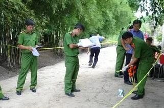 Me chet, vo chong nguoi con bi dam nhieu nhat hinh anh