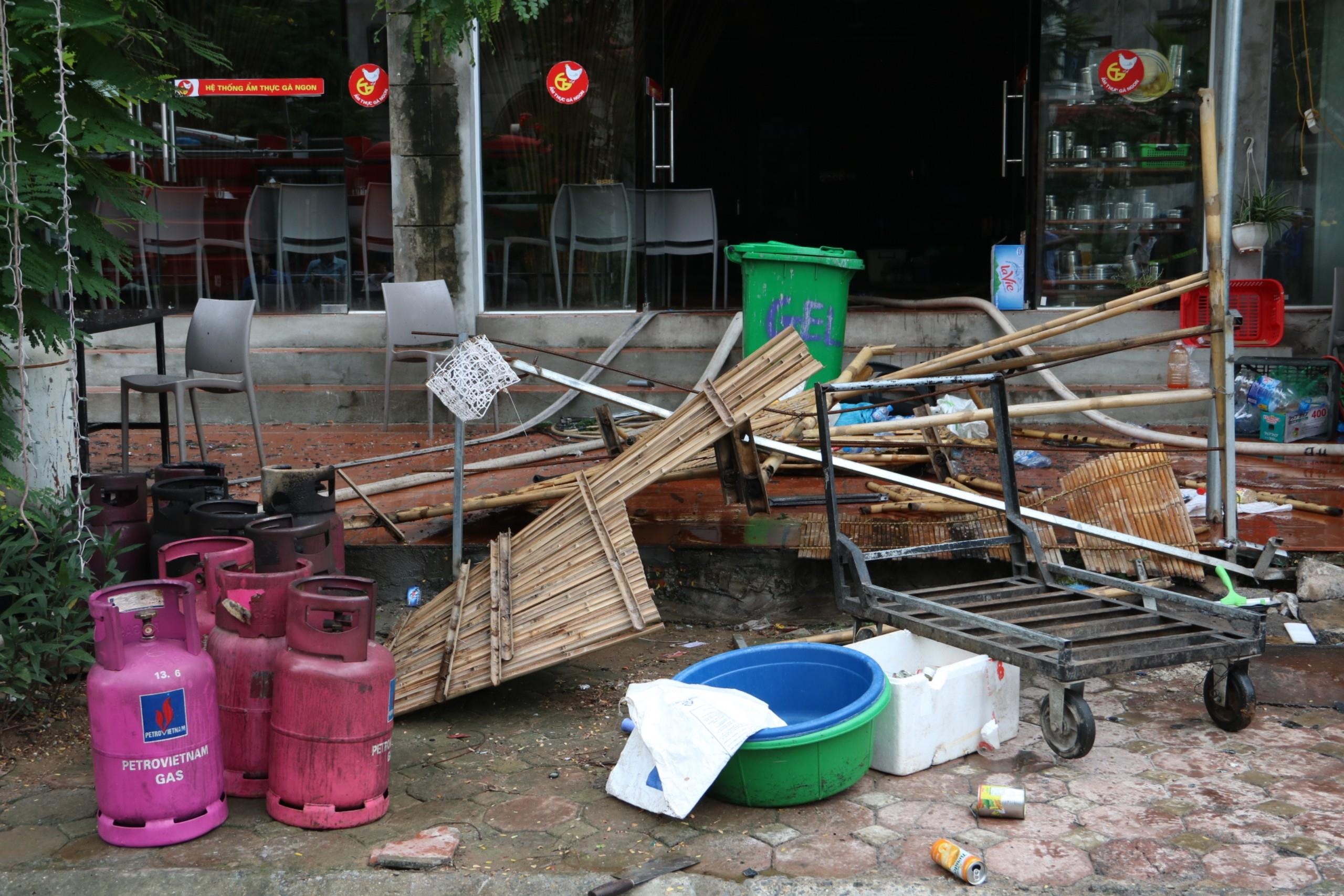 cháy nhà hàng Thiên Đường Bảo Sơn ảnh 6 chay nha hang Thien Duong Bao Son anh 6