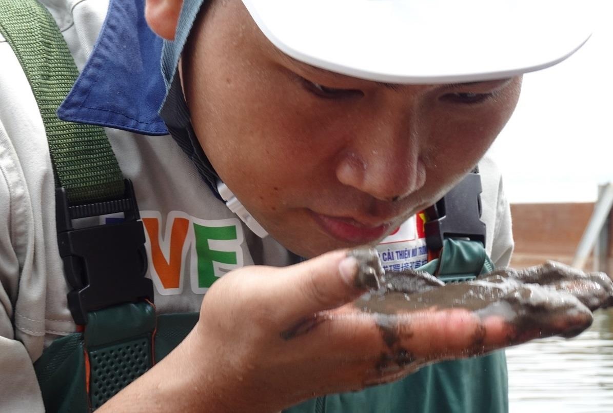 'Tu nay xa nuoc ho Tay khong anh huong den viec lam sach song To Lich' hinh anh