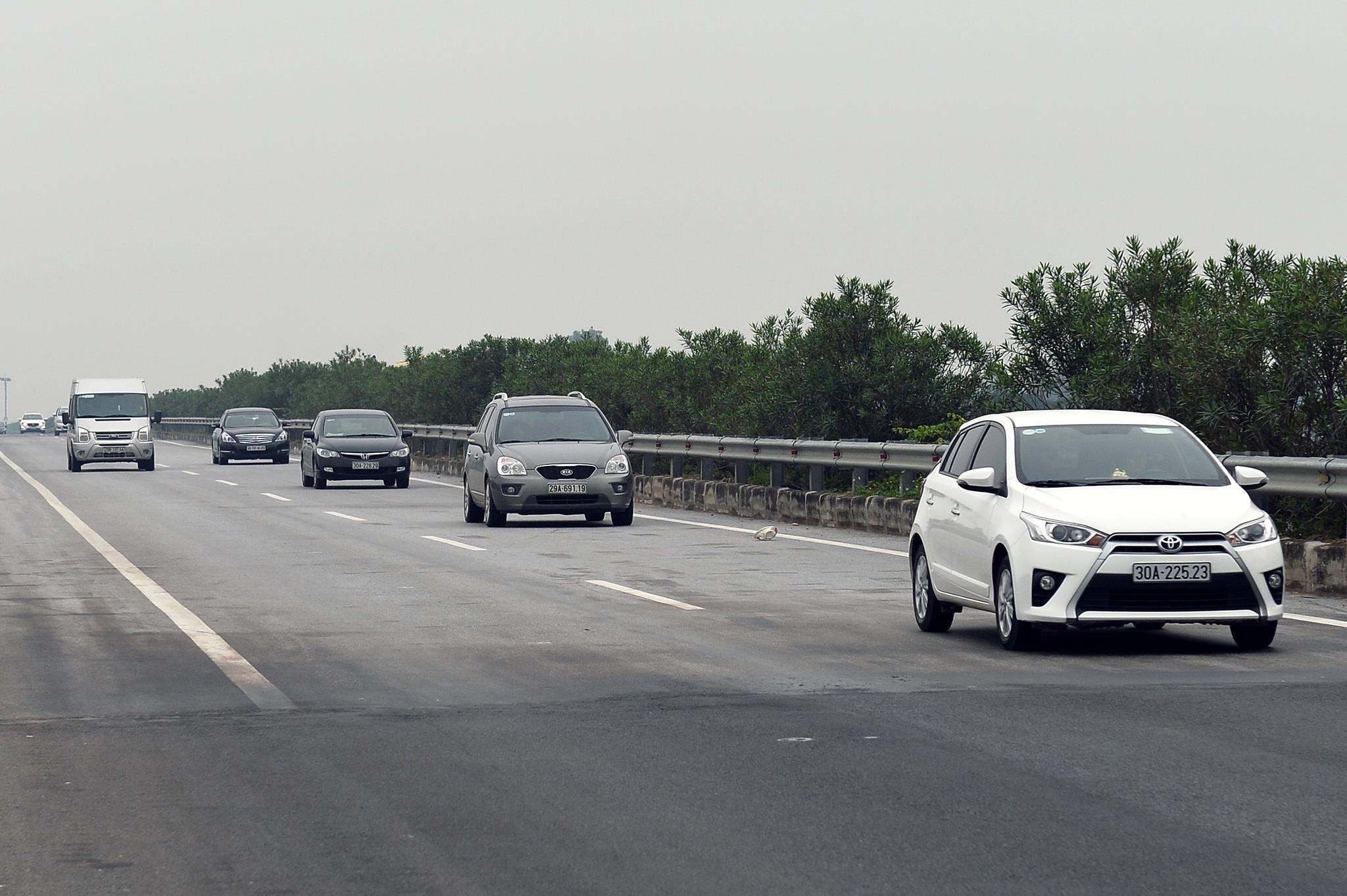 du thau cao toc Bac - Nam anh 2