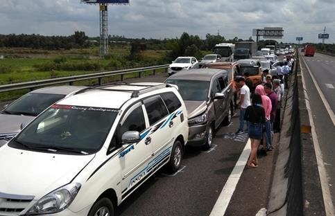 Cao toc Trung Luong hon don vi mien phi, Cuc Duong bo xin mo lai tram hinh anh