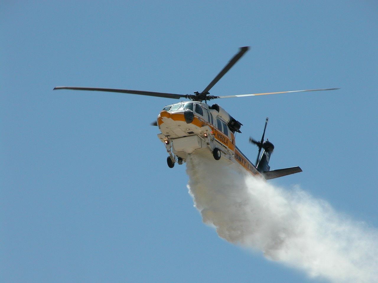 Viet Nam mua truc thang chua chay anh 3