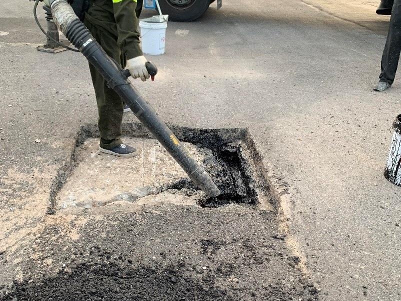 đường băng sân bay Nội Bài xuống cấp ảnh 4 duong bang san bay Noi Bai xuong cap anh 4