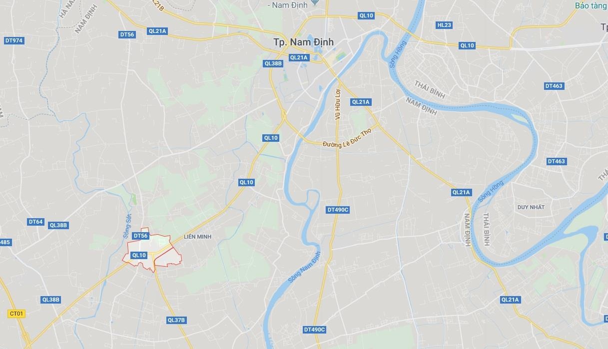 tài xế ôtô bị tàu tông ảnh 2 tai xe oto bi tau tong anh 2