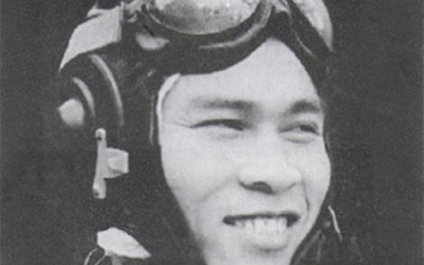 To chuc tang le cho Anh hung phi cong Nguyen Van Bay vao sang 24/9 hinh anh