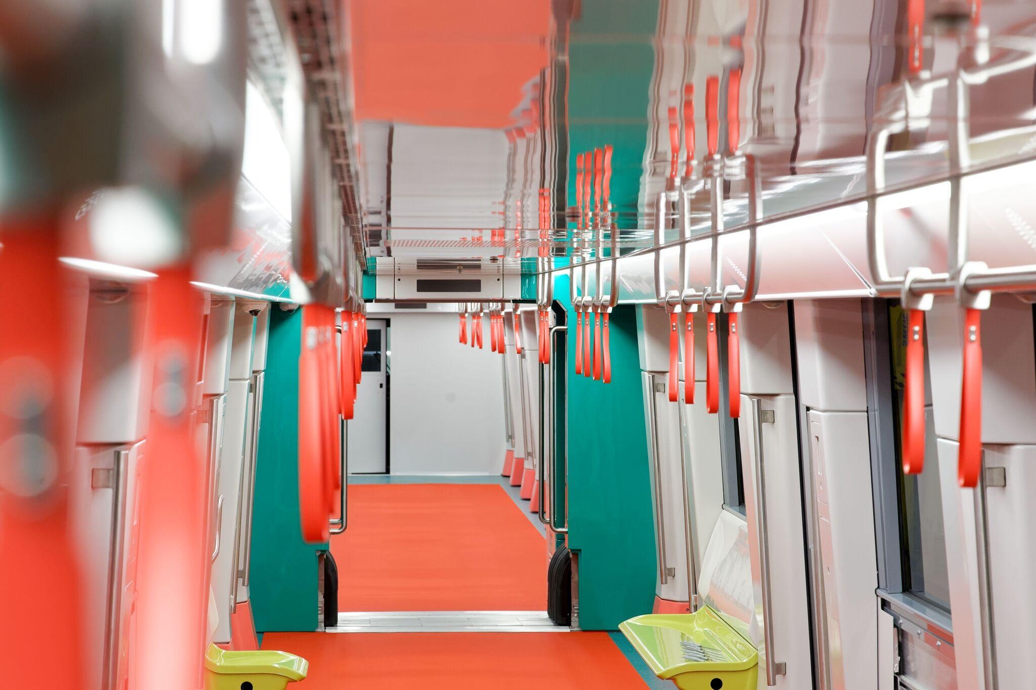 doan tau Metro Nhon - Ga Ha Noi anh 3