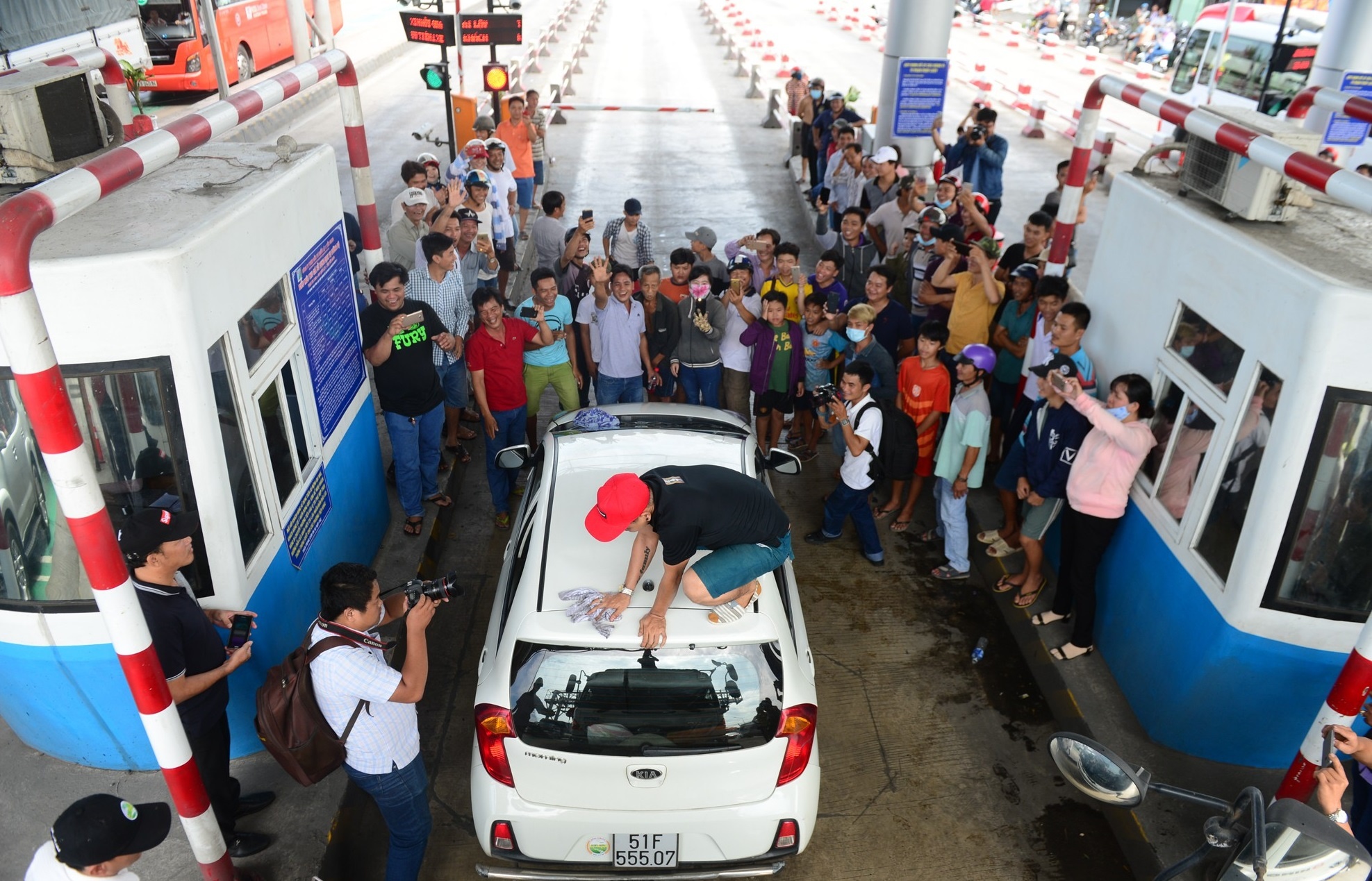 trạm thu phí BOT bị phản đối ảnh 1 tram thu phi BOT bi phan doi anh 1