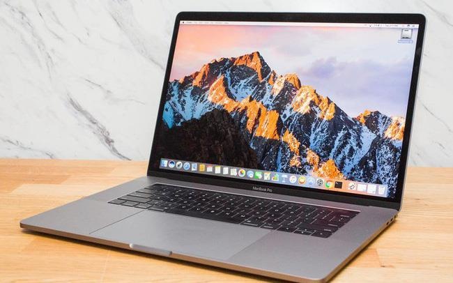 Duoc mang Macbook 15 inch len may bay neu tat nguon hinh anh