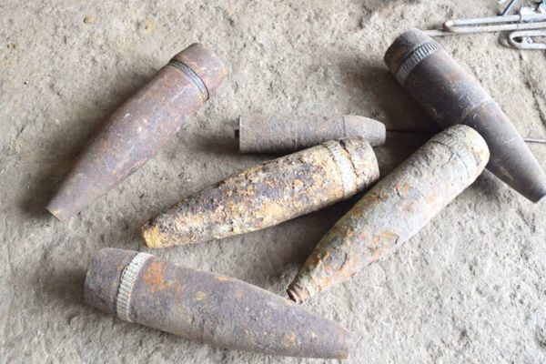 Dau dan lam no tung mai nha, 9 nguoi bi thuong hinh anh