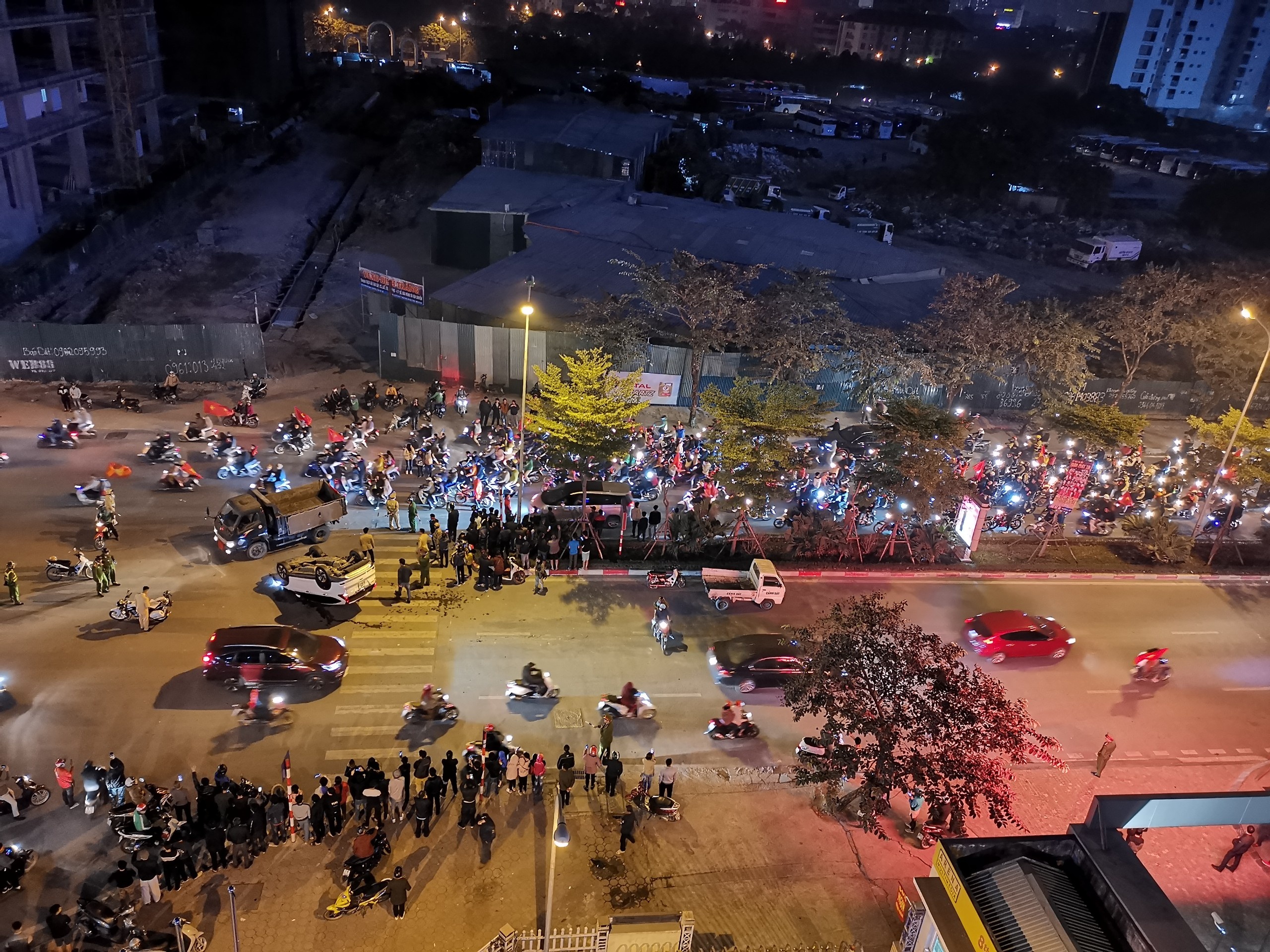 Honda CRV tai nan trong dem  SEA Games anh 3