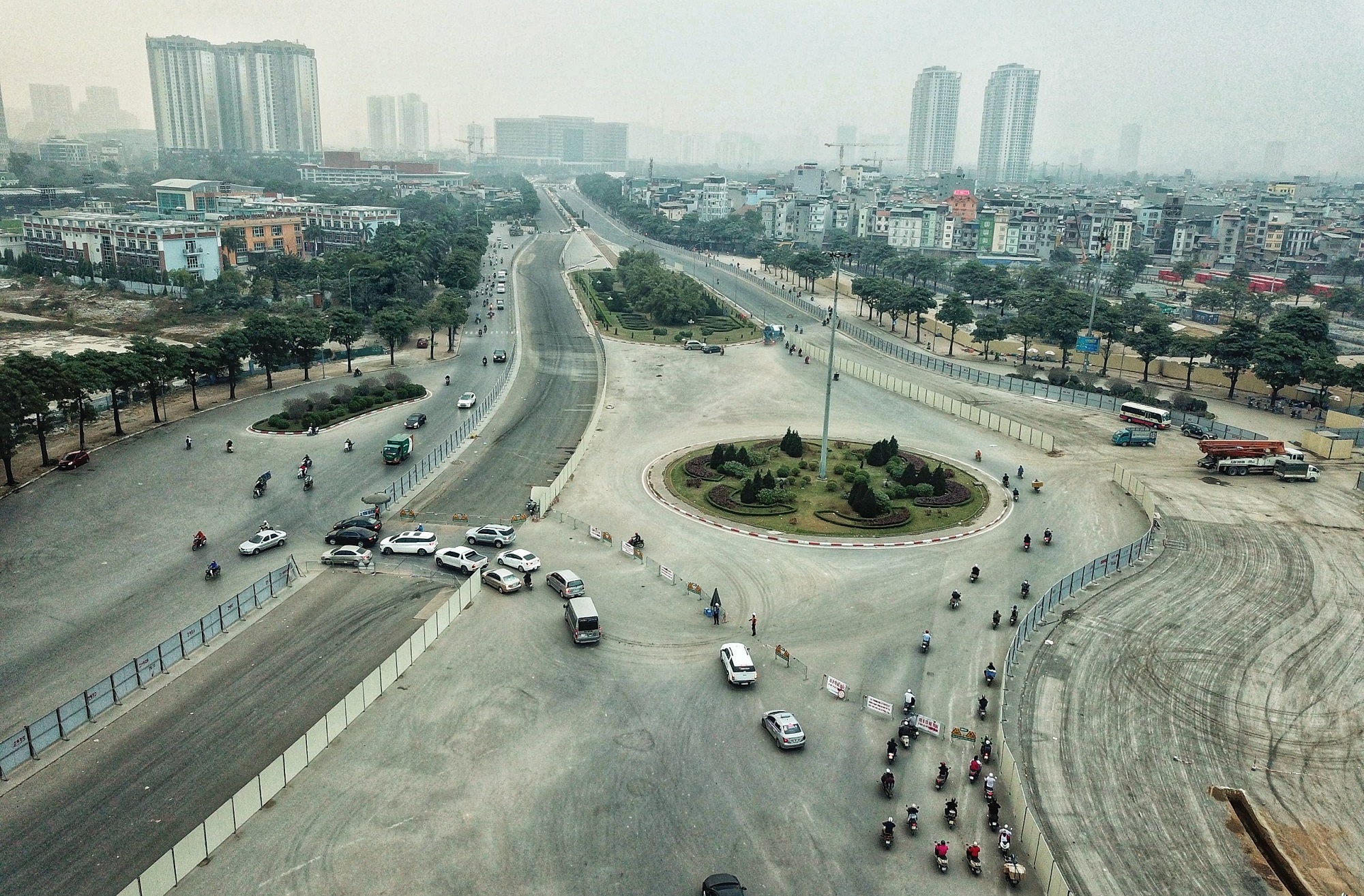 dai cong truong ngon ngang giua thu do anh 9