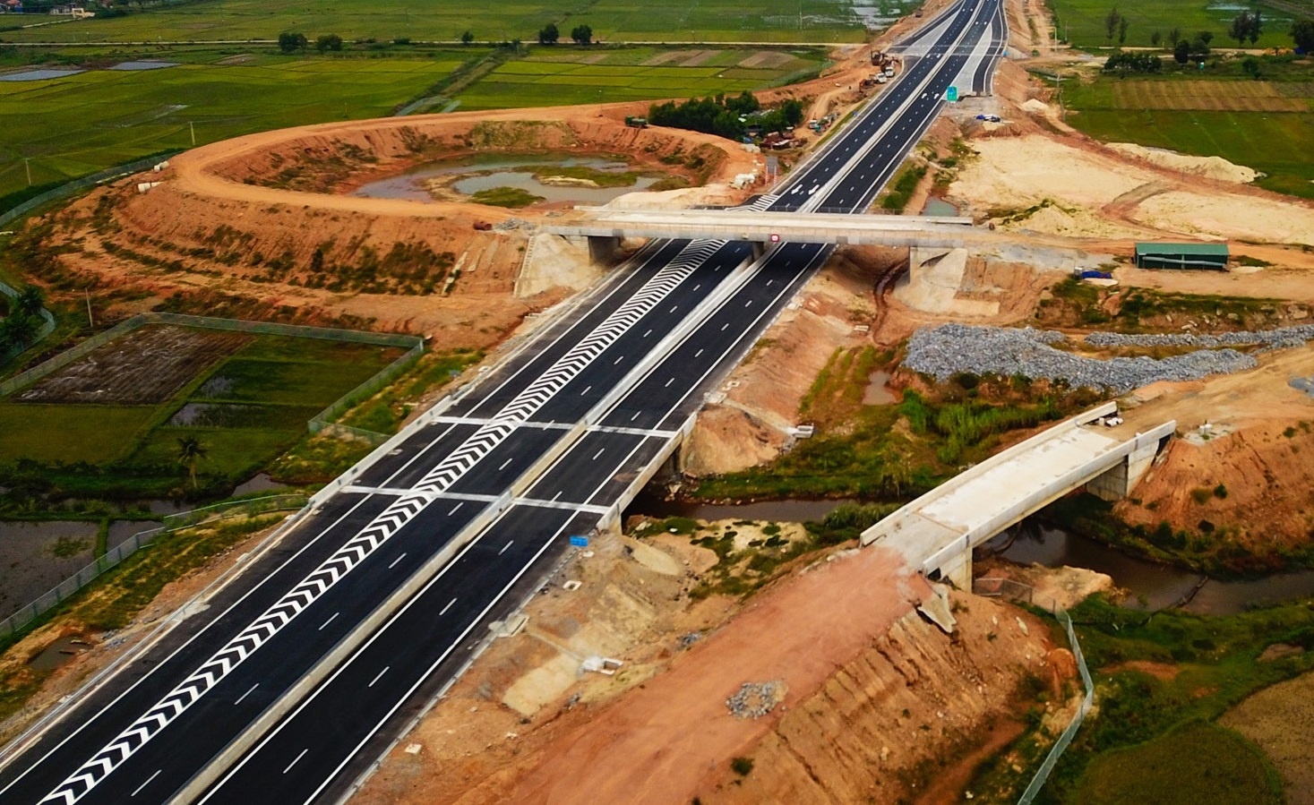 cao toc Da Nang - Quang Ngai thu phi anh 2