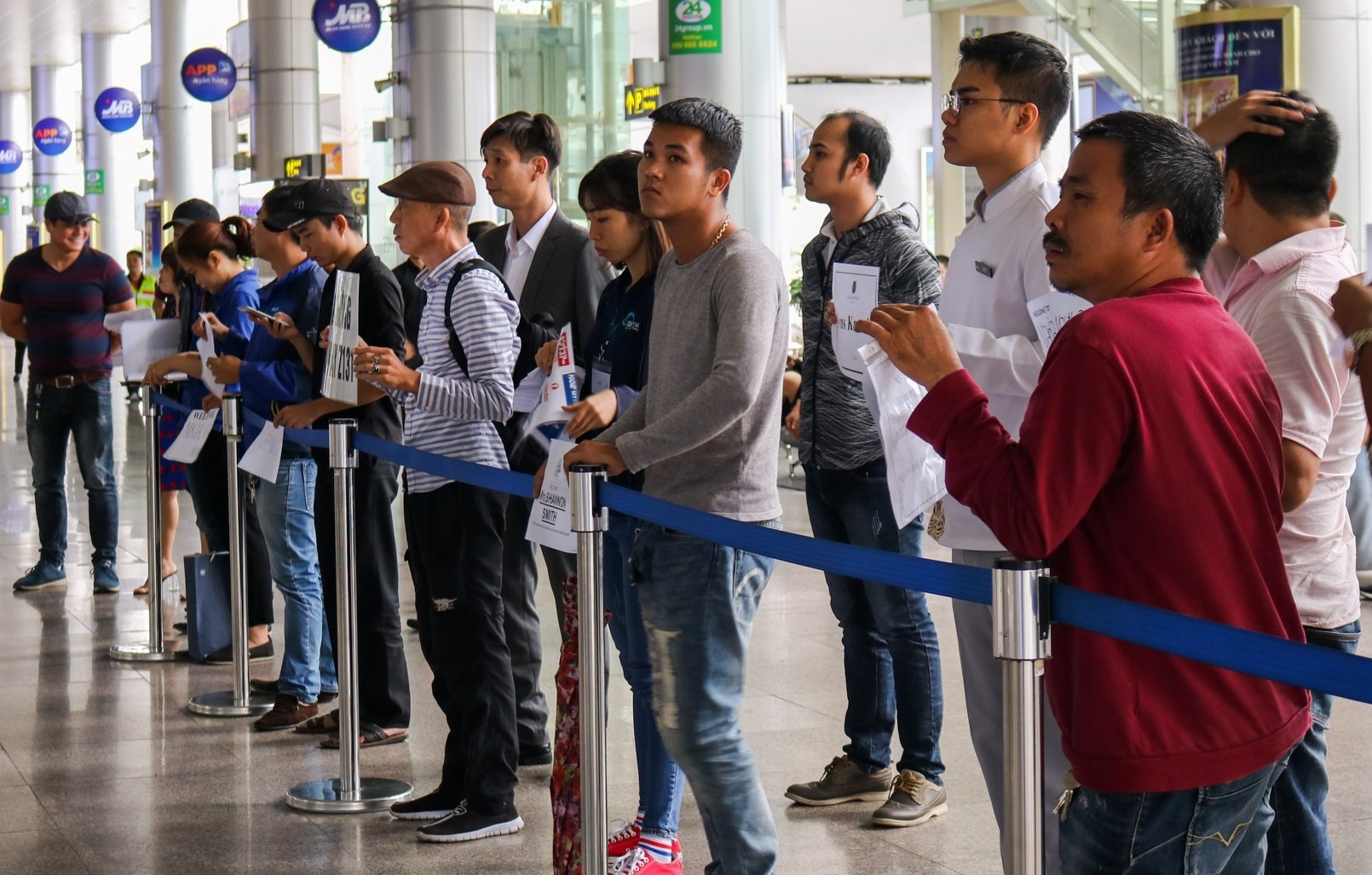 san bay Da Nang rot mang anh 1