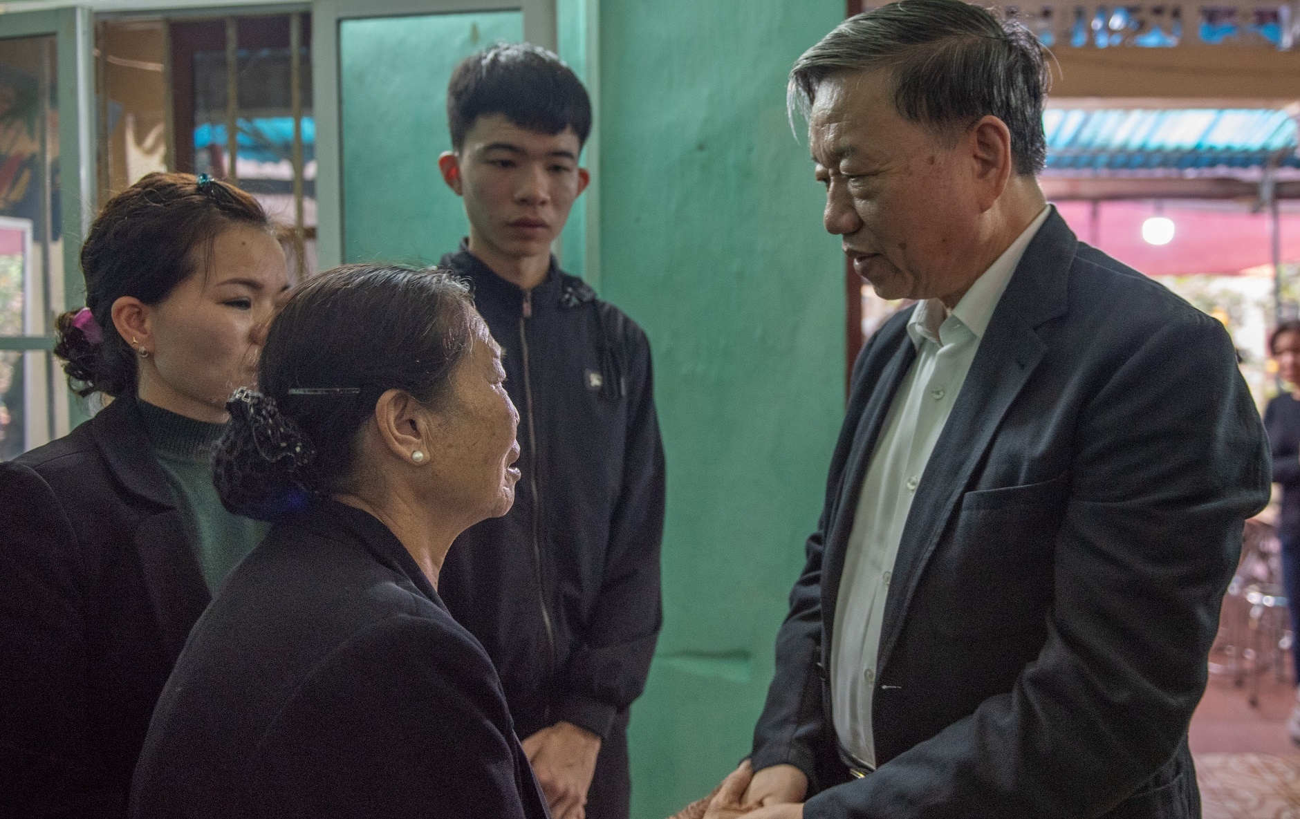 Tang le 3 canh sat hy sinh tai Dong Tam duoc to chuc vao ngay 16/1 hinh anh