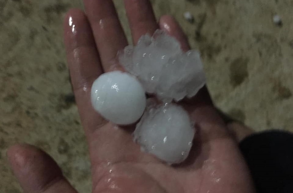 Mua da lam hu hong gan 5.300 ngoi nha trong 2 ngay Tet hinh anh