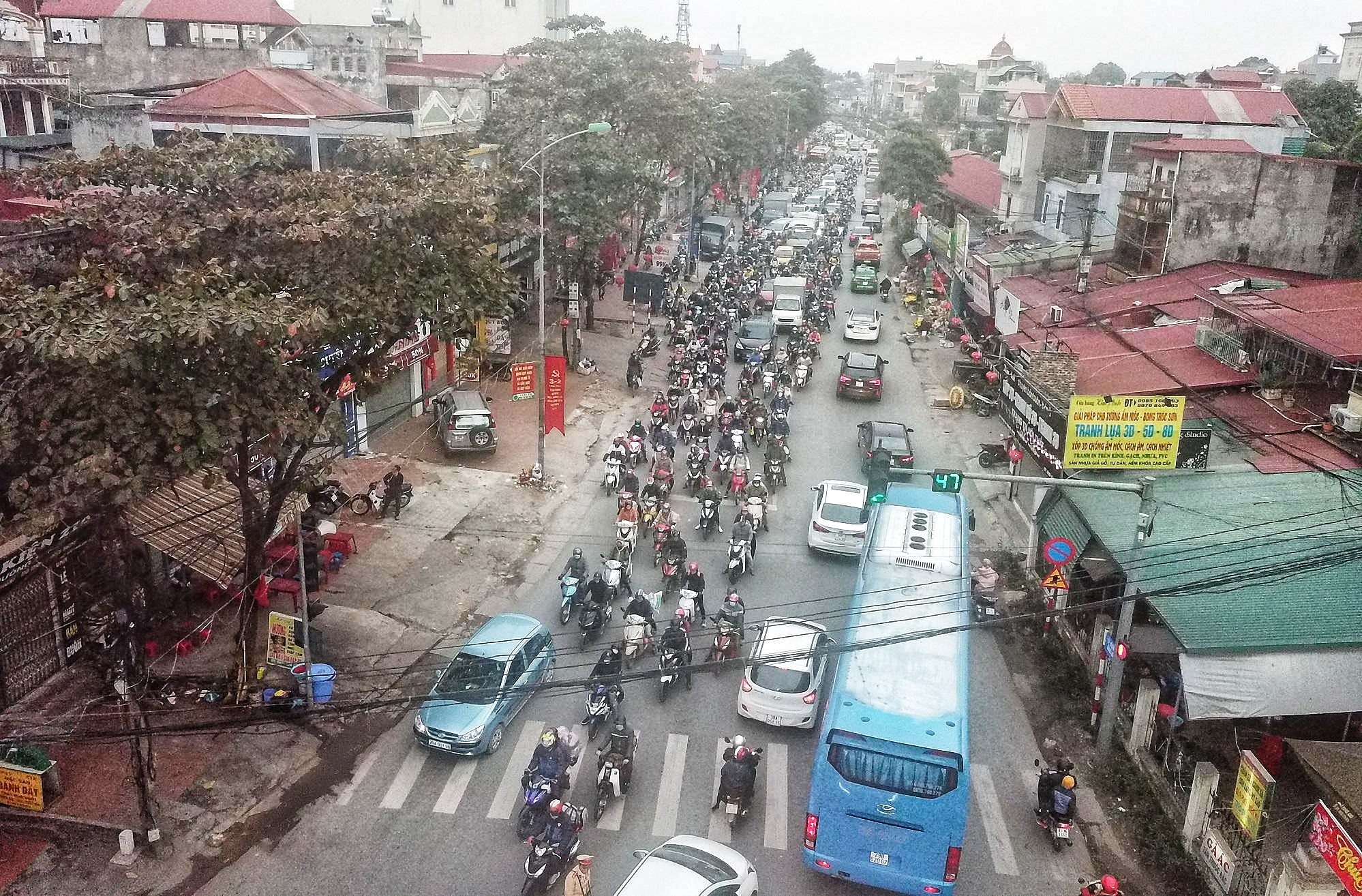 quoc lo 1 un tac Tet anh 3