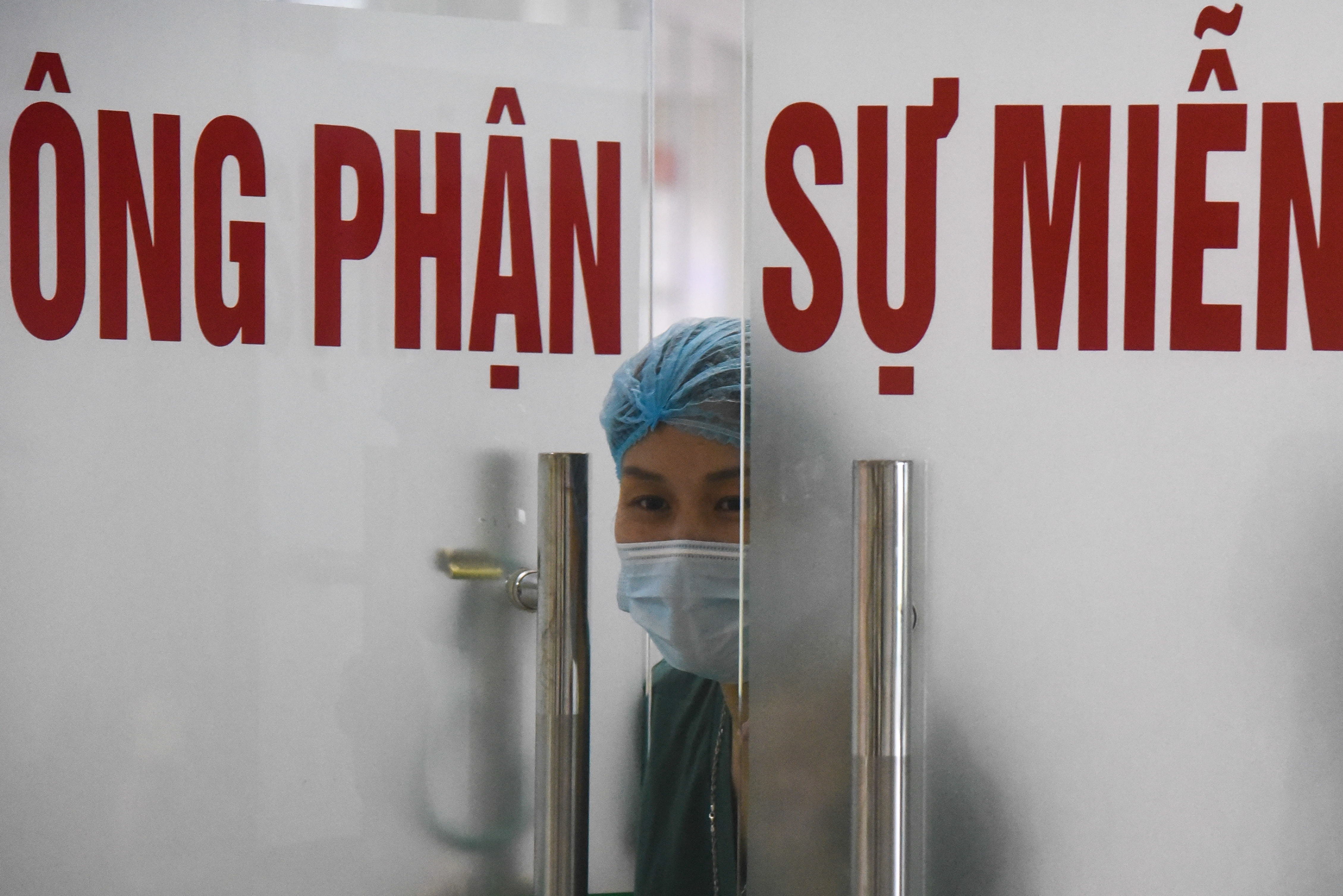 Nhung dieu duong, lao cong tham lang noi cach ly virus corona hinh anh