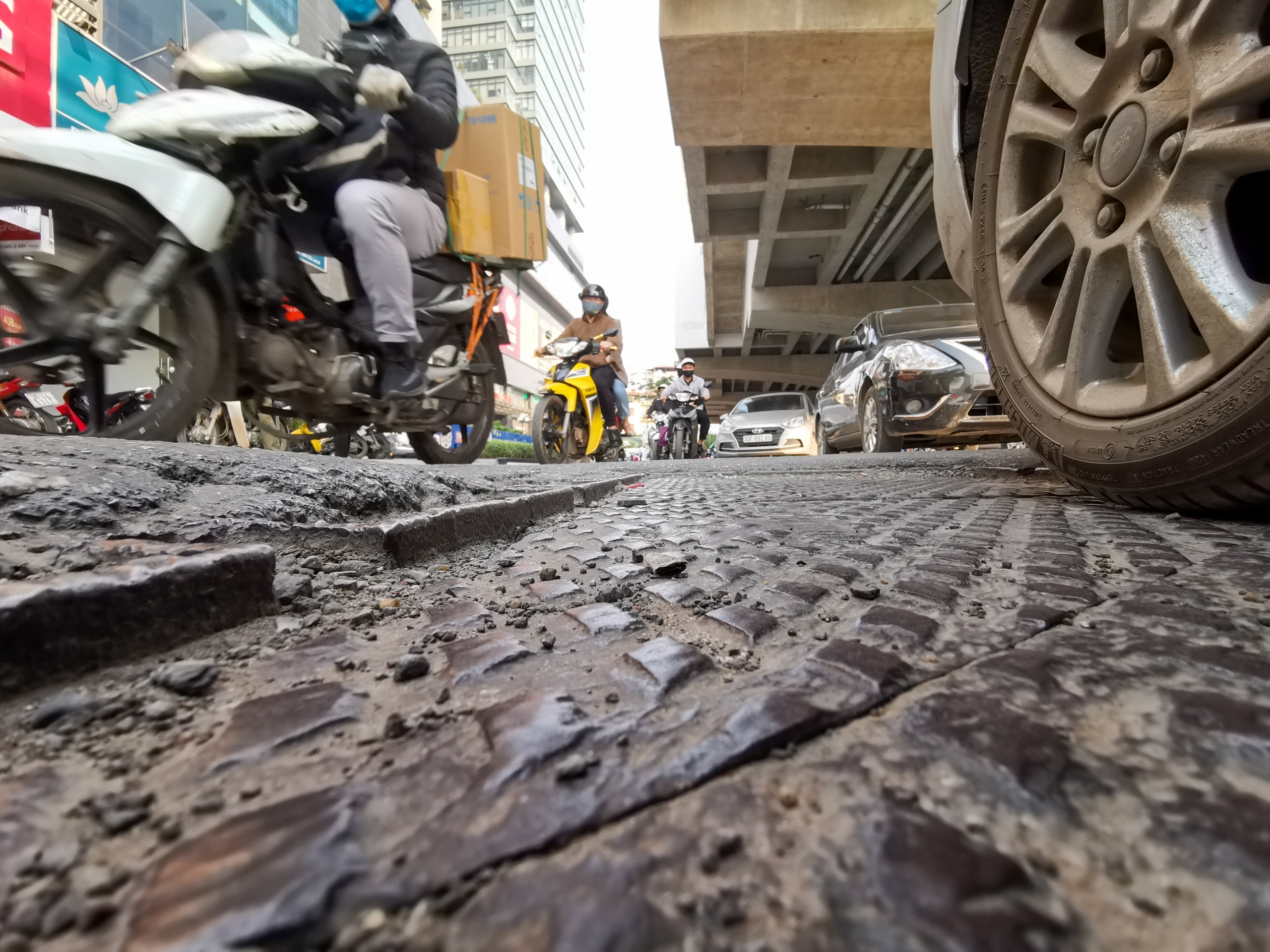 duong cau giay hu hong anh 2