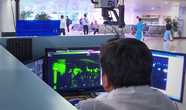 Cuc Hang khong yeu cau cac san bay kiem soat chat viec khai bao y te hinh anh